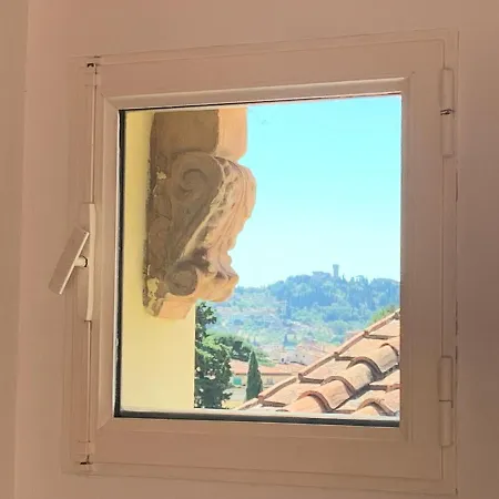 Terrace Apartment *